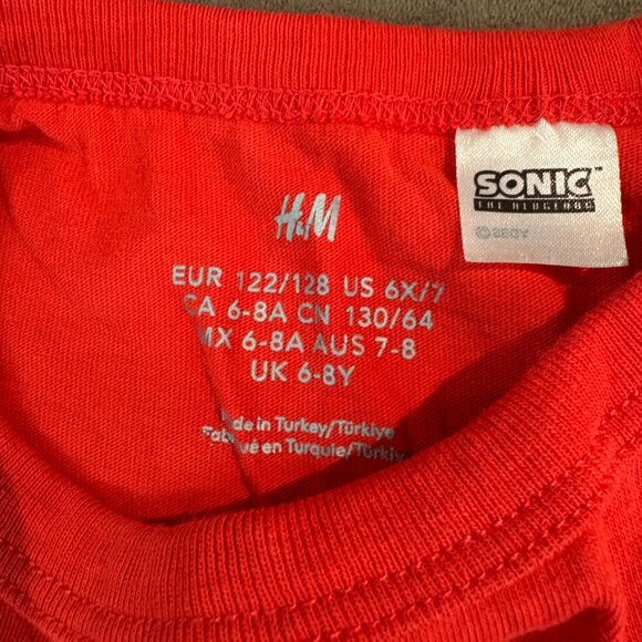 H&M Knuckles the Echidna Sonic the Hedgehog Size 6-8 Cotton T-shirt (SKU: 116B) - Picture 3 of 4
